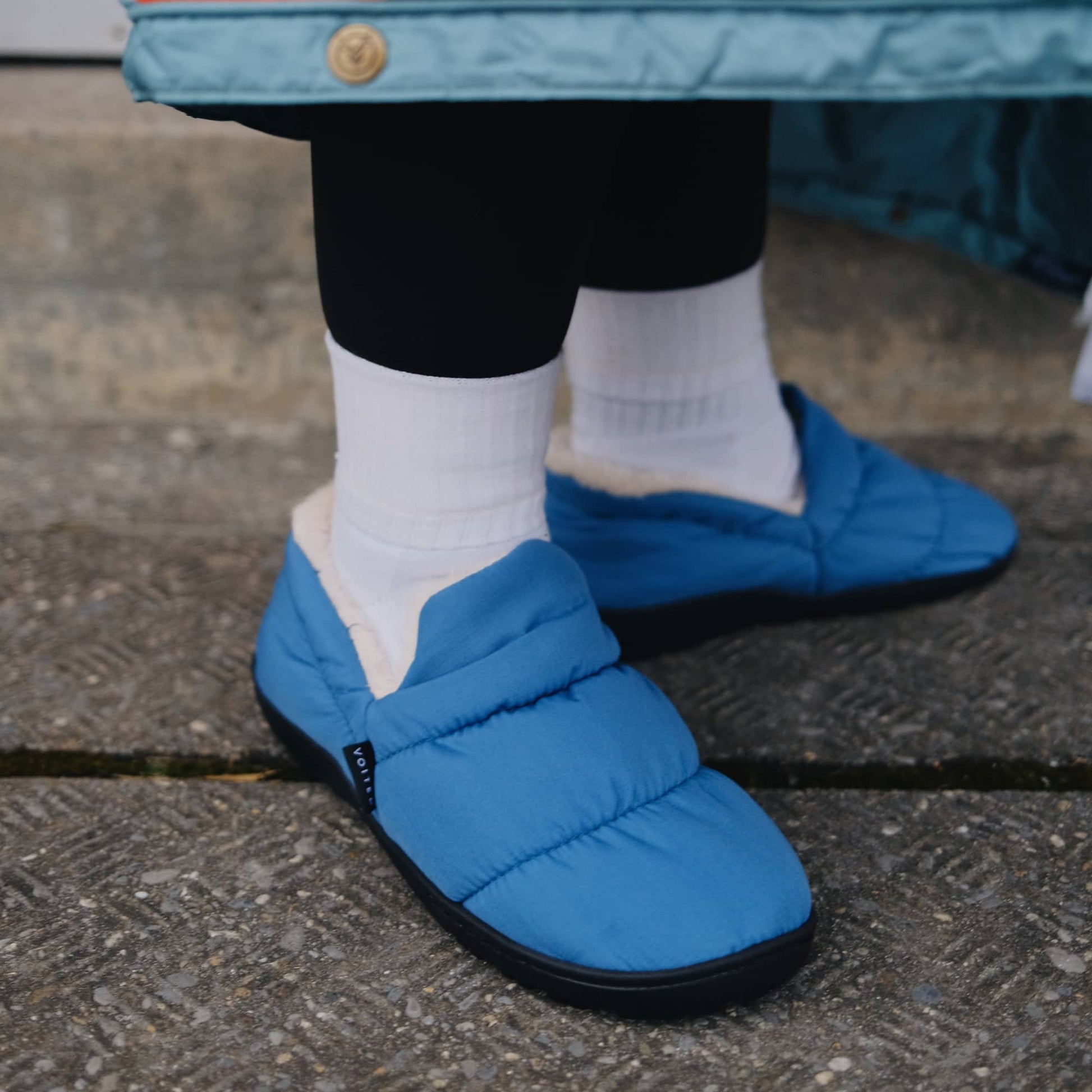 VOITED CloudTouch® Slippers - Lightweight, Indoor/Outdoor Fleece-Lined Camping Slippers - Arctic Blue-Goodwynn&#39;sGoodwynn&#39;s