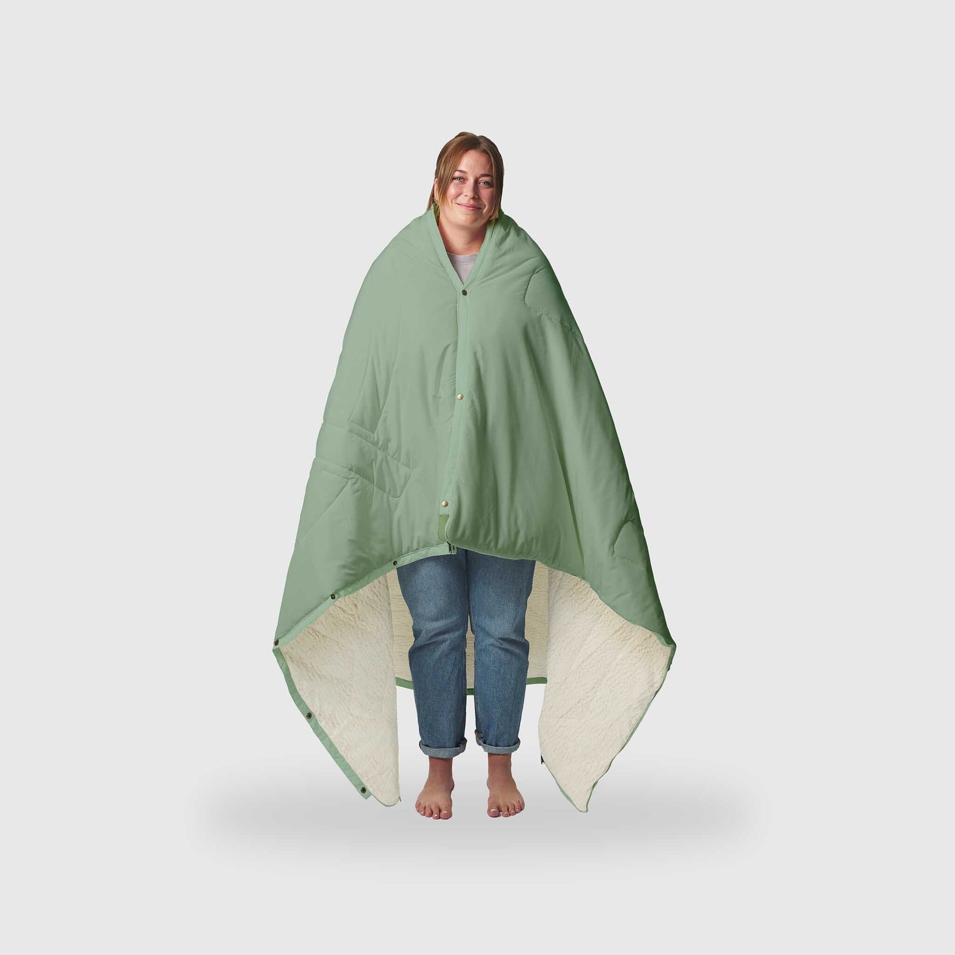 VOITED CloudTouch® Indoor/Outdoor Camping Blanket - Cameo Green-Goodwynn&#39;sGoodwynn&#39;s