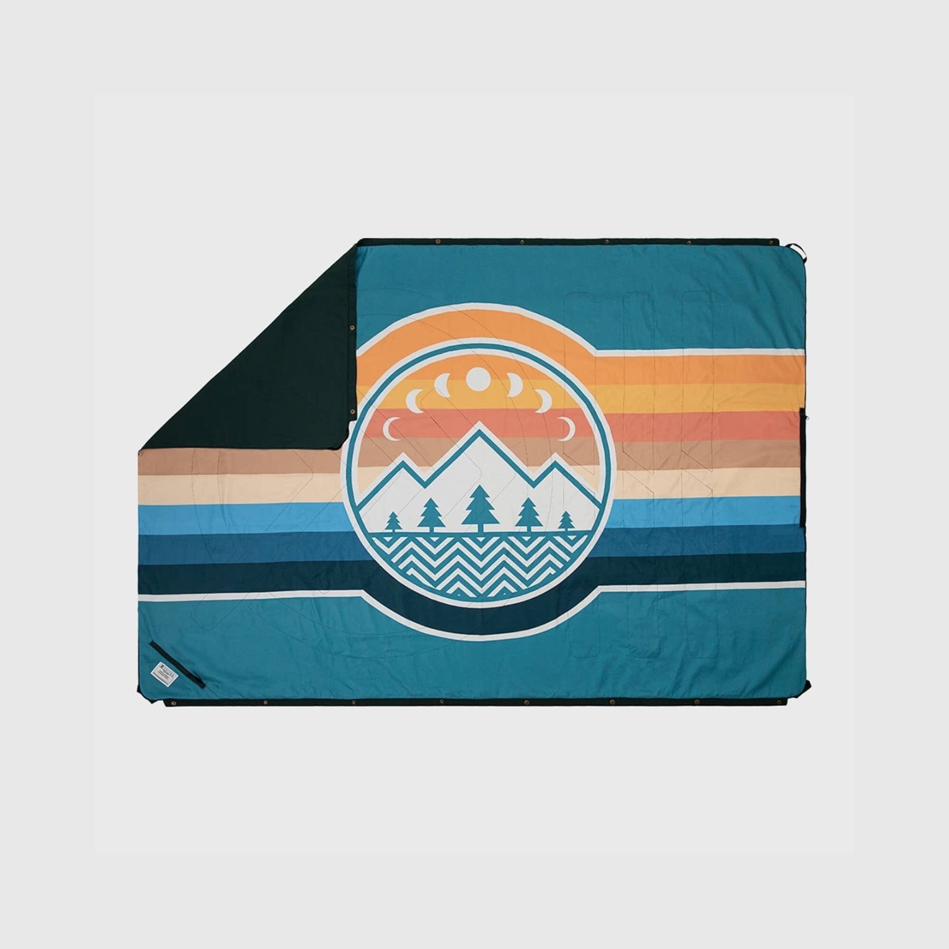 VOITED Compact Picnic & Beach Blanket - Camp Vibes / Blue Lagoon-Goodwynn&#39;sGoodwynn&#39;s