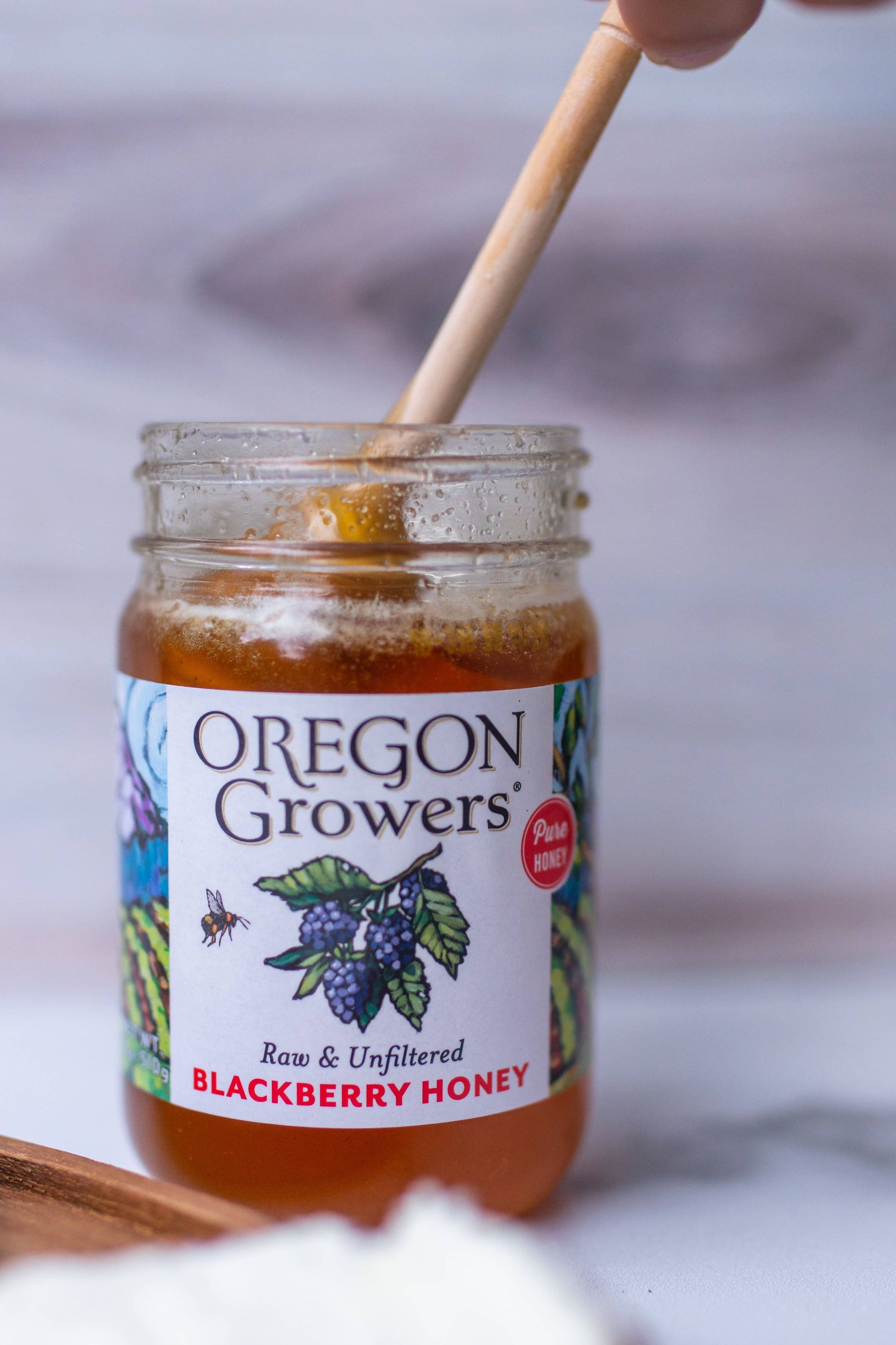 Oregon Growers - Blackberry Honey 18 Oz Glass Jar-Goodwynn&#39;sGoodwynn&#39;s