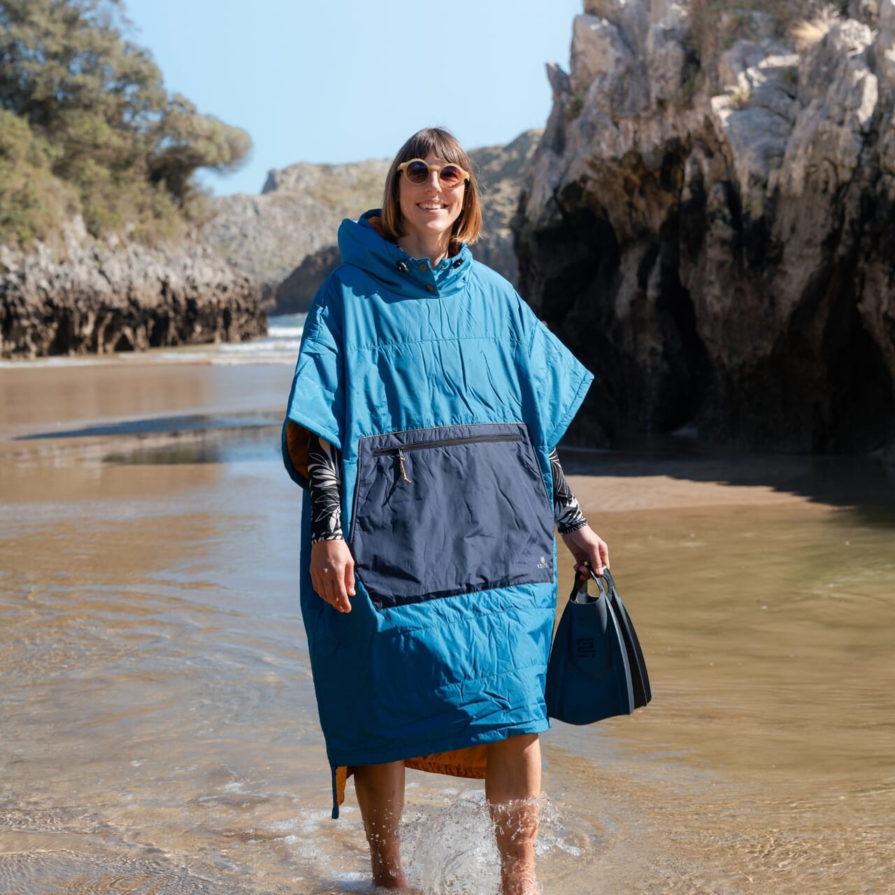 VOITED 2nd Edition Outdoor Poncho for Surfing, Camping, Vanlife & Wild Swimming - Blue Steel-Goodwynn&#39;sGoodwynn&#39;s