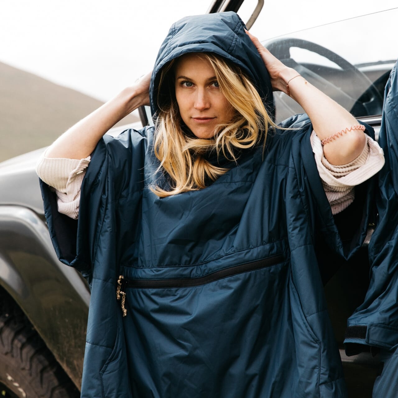 VOITED 2nd Edition Outdoor Poncho for Surfing, Camping, Vanlife & Wild Swimming - Ocean Navy-Goodwynn&#39;sGoodwynn&#39;s