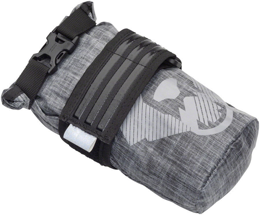 Wolf Tooth B-RAD TekLite Roll-Top Bag - 0.6L Black-Goodwynn&#39;sGoodwynn&#39;s