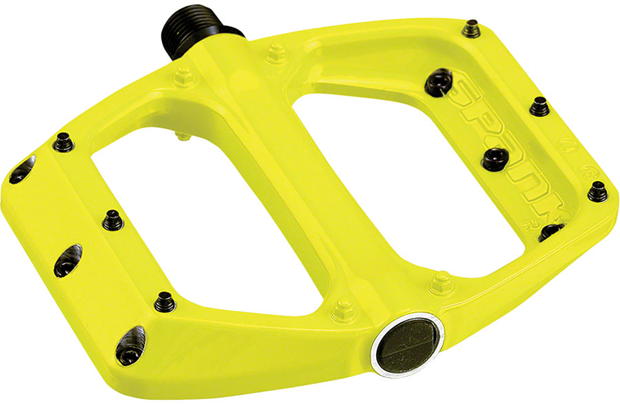 Spank SPOON DC Platform Pedals Body: Aluminum Spindle: Cr-Mo 9/16 Yellow-Goodwynn&#39;sGoodwynn&#39;s