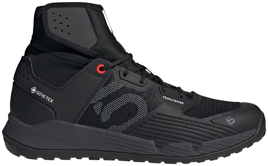 Five Ten Trailcross GTX Flat Shoes - Mens Core BLK / DGH Solid Gray / FTWR White 7-Goodwynn&#39;sGoodwynn&#39;s