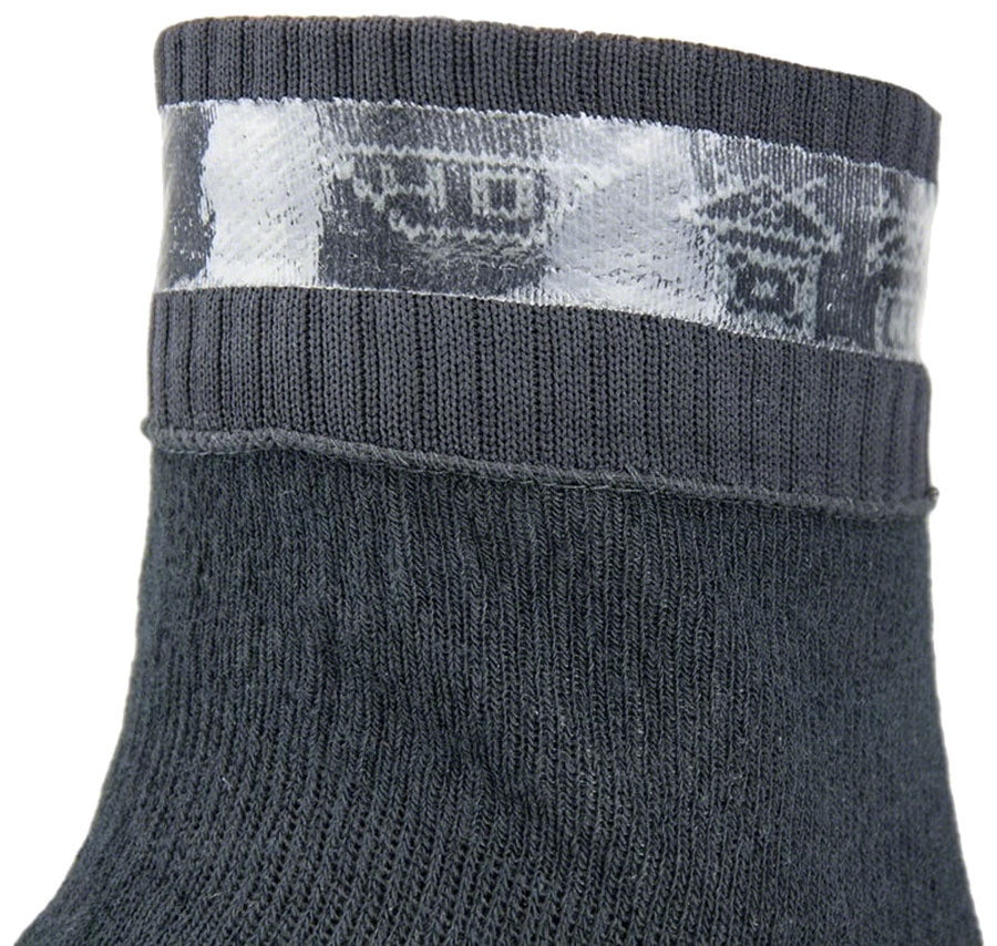 SealSkinz Mautby Waterproof Ankle Socks - Black/Gray Large