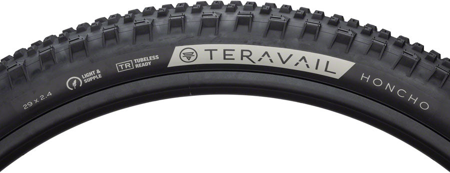 Teravail Honcho Tire - 29 x 2.4 Tubeless Folding BLK Light Supple Grip Compound